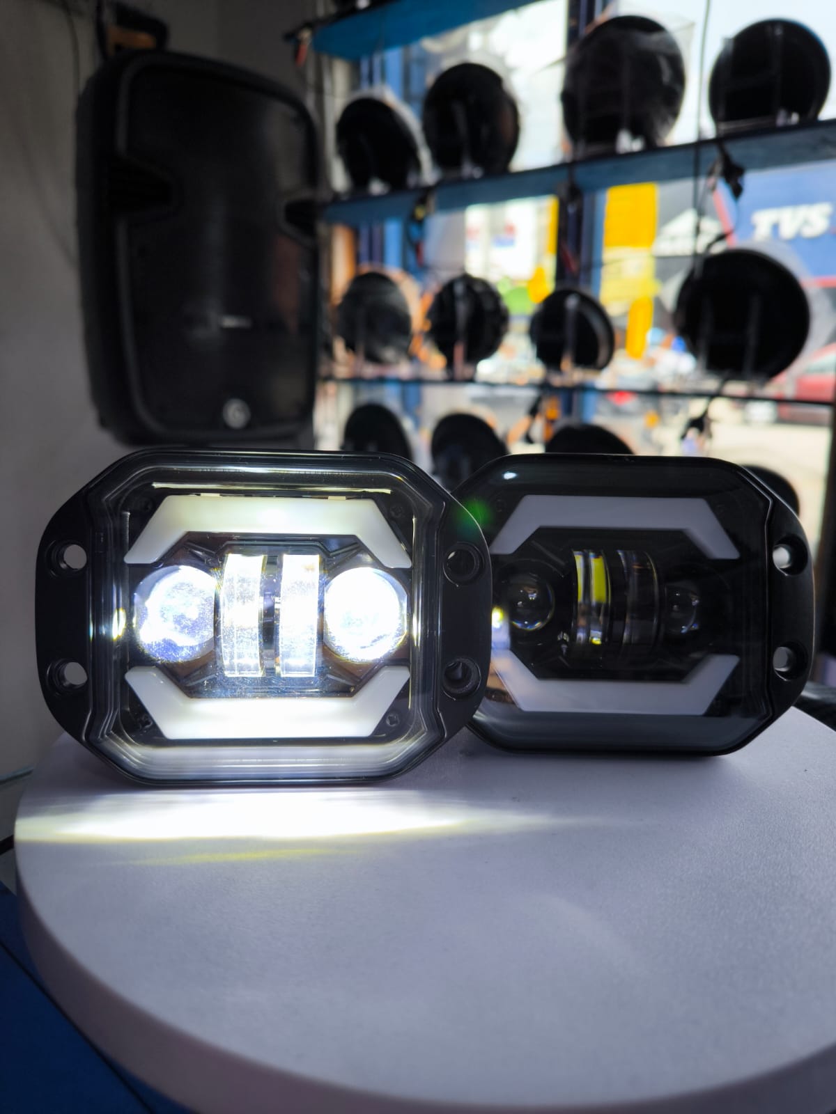 Miniatura 3 de PAR EXPLORADORAS CONECTOR H4 (TB047)